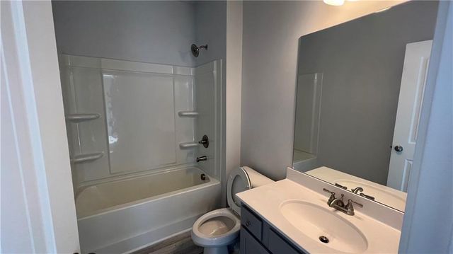 5180 Woodline View Circle, Auburn, GA 30011