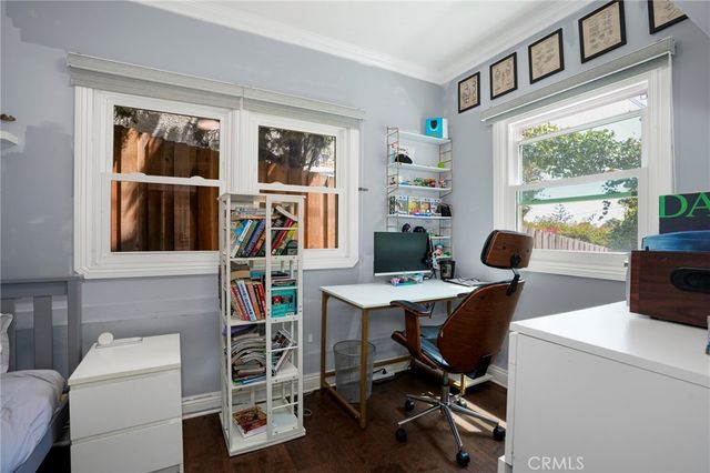 5057 Southridge Avenue, Los Angeles, CA 90043