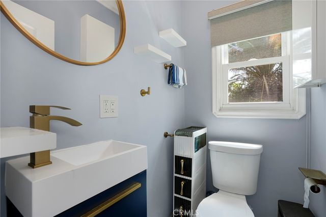 5057 Southridge Avenue, Los Angeles, CA 90043
