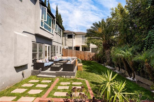 5057 Southridge Avenue, Los Angeles, CA 90043