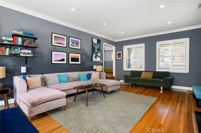 5057 Southridge Avenue, Los Angeles, CA 90043