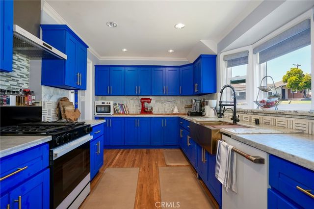 5057 Southridge Avenue, Los Angeles, CA 90043