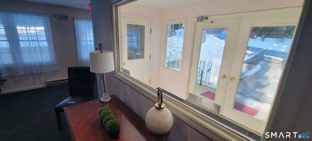 136 Deer Hill Avenue 207, Danbury, CT 06810