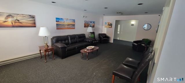 136 Deer Hill Avenue 207, Danbury, CT 06810