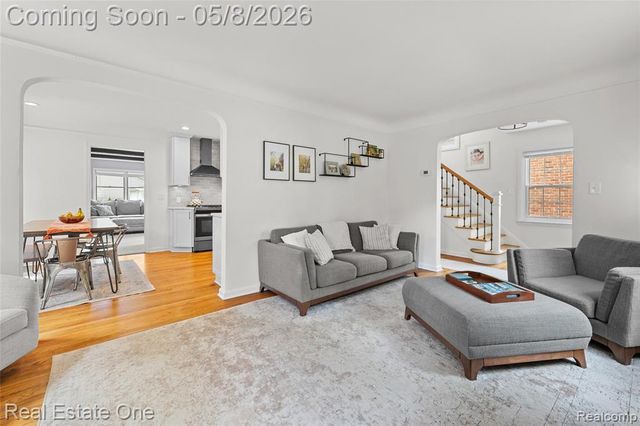 717 N Elizabeth Street, Dearborn, MI 48128