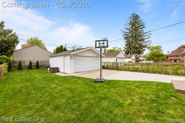 717 N Elizabeth Street, Dearborn, MI 48128