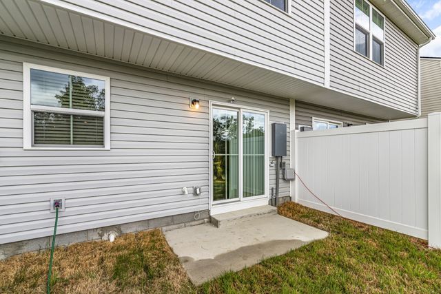 1518 Smoketree Rd, Antioch, TN 37013