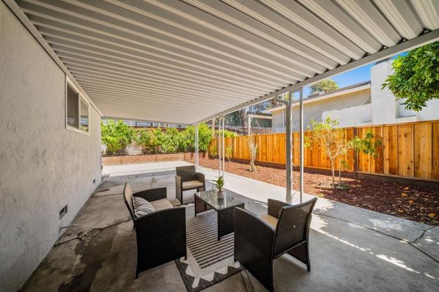 300 N Park Victoria Drive, Milpitas, CA 95035