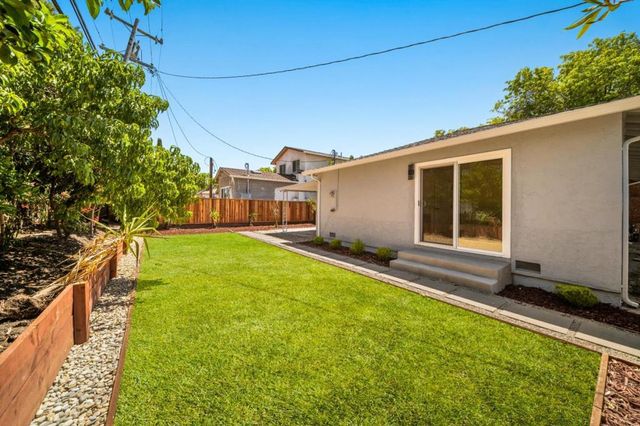 300 N Park Victoria Drive, Milpitas, CA 95035
