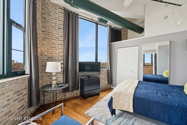 2222 W Diversey Avenue 407, Chicago, IL 60647