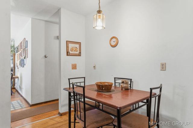 155 Burke Avenue, Holland Twp, MI 49424