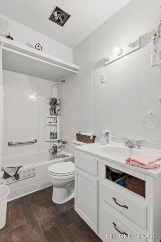 155 Burke Avenue, Holland Twp, MI 49424