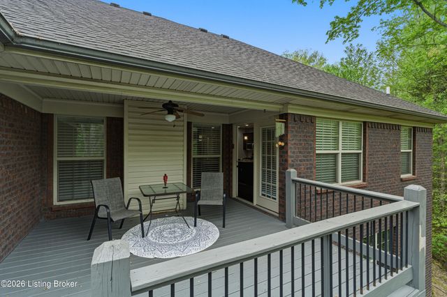 304 Hidden Falls Dr, Mt Washington, KY 40047