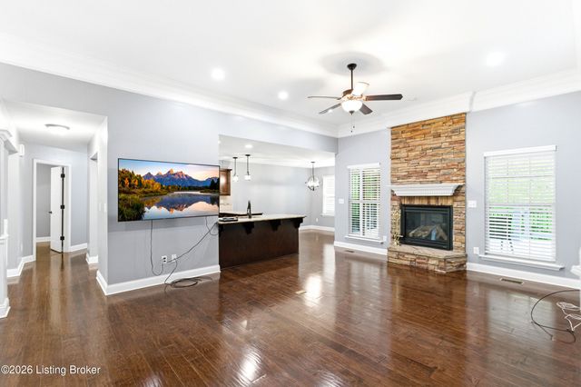 304 Hidden Falls Dr, Mt Washington, KY 40047