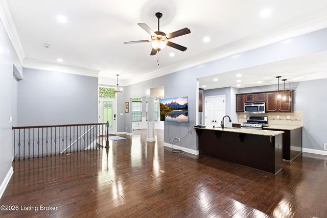 304 Hidden Falls Dr, Mt Washington, KY 40047