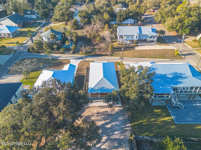 1005 Finley Street, Long Beach, MS 39560