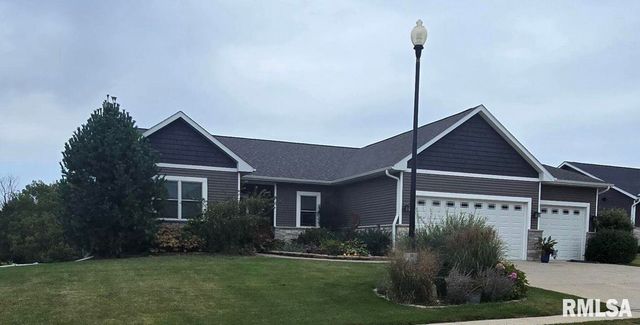 501 PRAIRIE MEADOWS Drive, Blue Grass, IA 52726