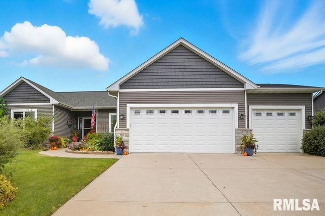 501 PRAIRIE MEADOWS Drive, Blue Grass, IA 52726