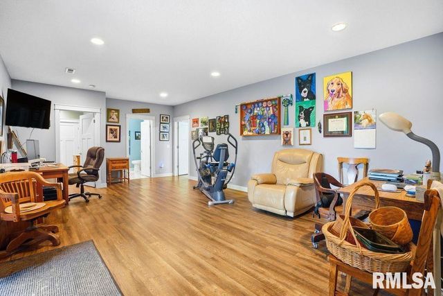 501 PRAIRIE MEADOWS Drive, Blue Grass, IA 52726