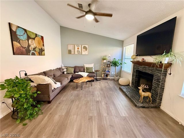 6408 Deadwood Road, Las Vegas, NV 89108