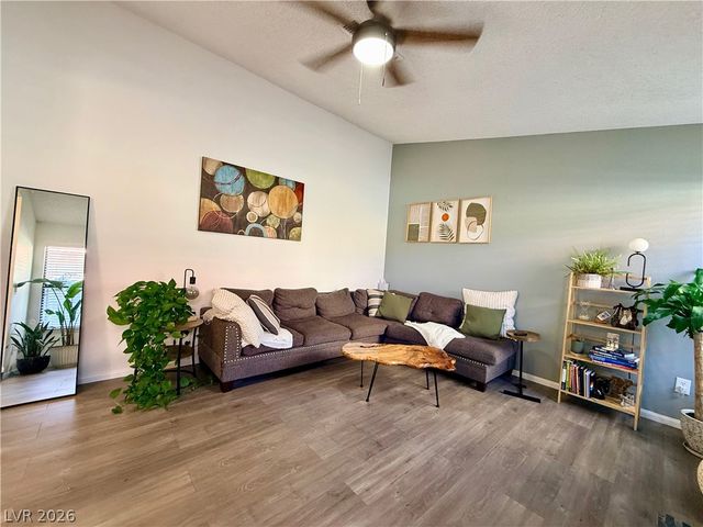6408 Deadwood Road, Las Vegas, NV 89108