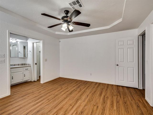 1201 NE 6th Street, Moore, OK 73160