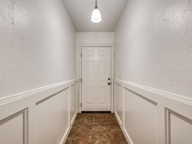 1201 NE 6th Street, Moore, OK 73160