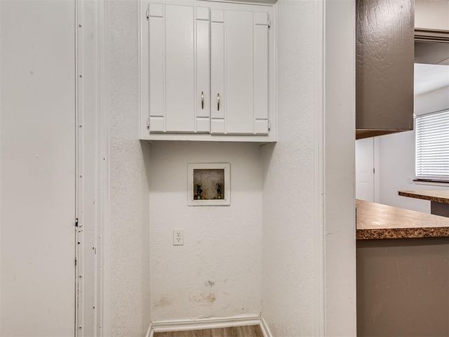 1201 NE 6th Street, Moore, OK 73160