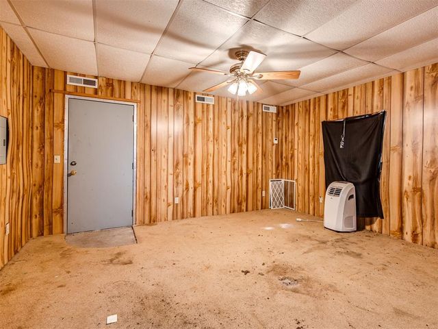 1201 NE 6th Street, Moore, OK 73160