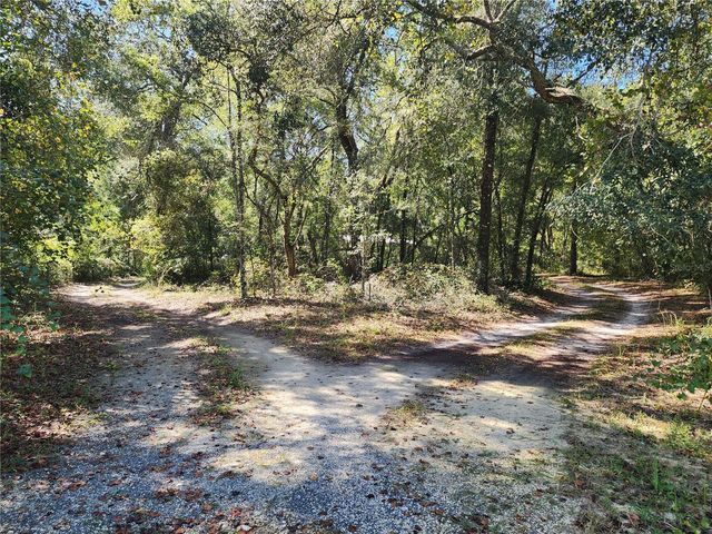 7910 NW 141ST STREET, Trenton, FL 32693