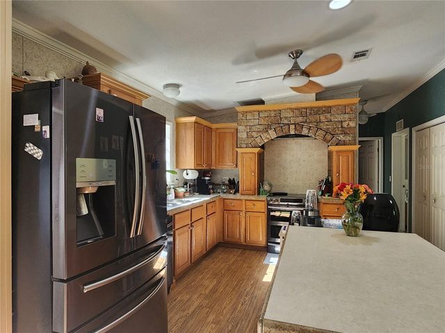 7910 NW 141ST STREET, Trenton, FL 32693