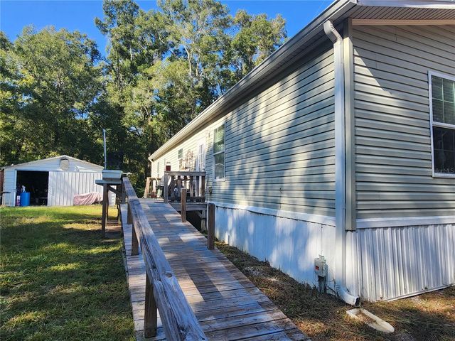 7910 NW 141ST STREET, Trenton, FL 32693