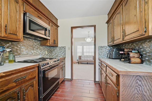 22 Tawana Drive, Shawnee, OK 74804