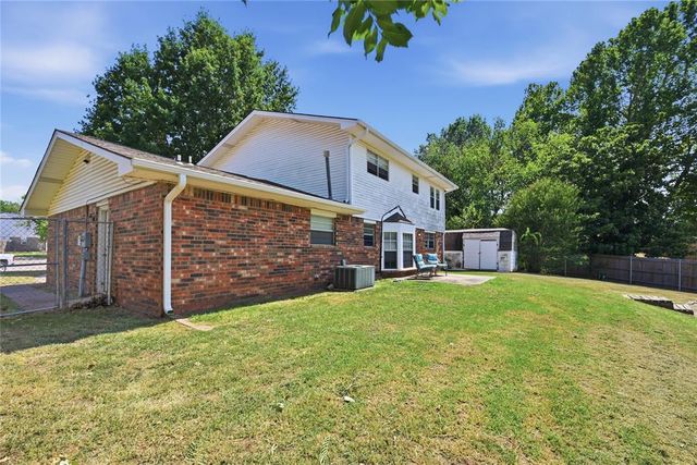 22 Tawana Drive, Shawnee, OK 74804