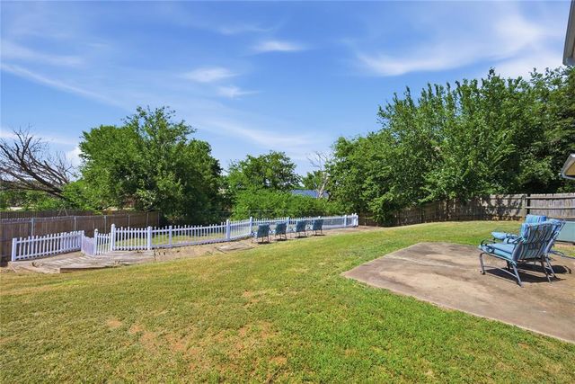 22 Tawana Drive, Shawnee, OK 74804