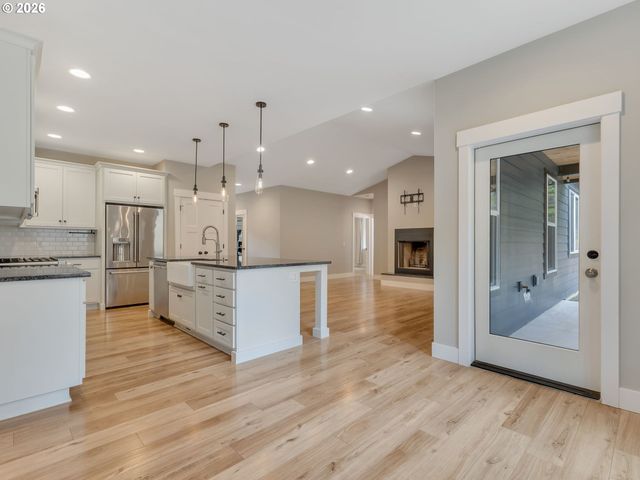 37027 DANNER RIDGE Ln, Astoria, OR 97103