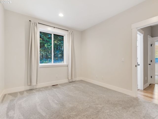 37027 DANNER RIDGE Ln, Astoria, OR 97103