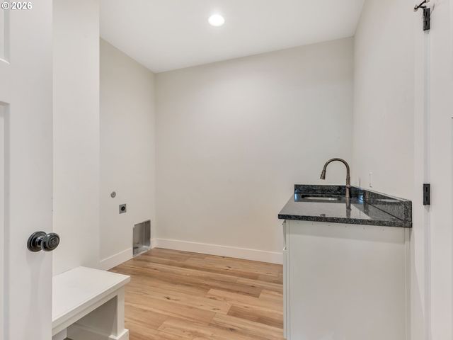 37027 DANNER RIDGE Ln, Astoria, OR 97103