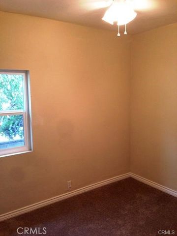 1519 W 29th, Los Angeles, CA 90007