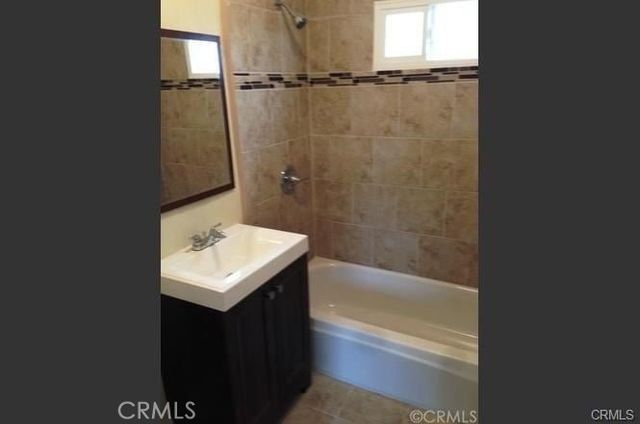 1519 W 29th, Los Angeles, CA 90007