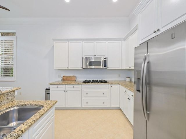 29120 Brendisi WAY 3102, Naples, FL 34110