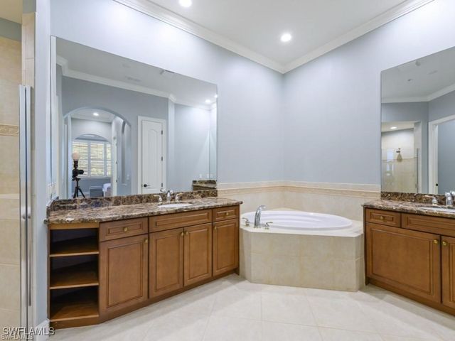 29120 Brendisi WAY 3102, Naples, FL 34110