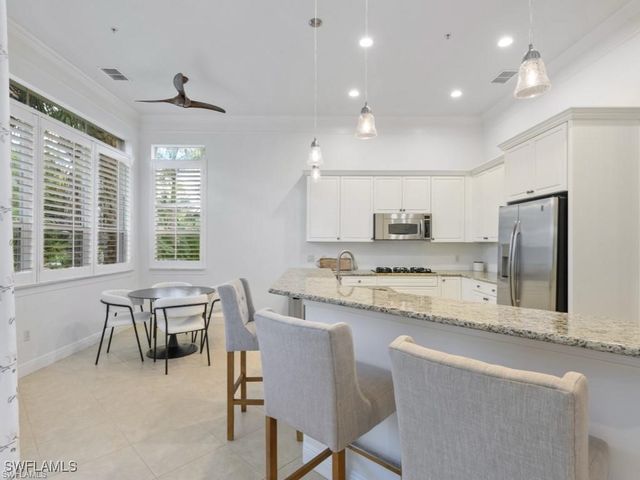 29120 Brendisi WAY 3102, Naples, FL 34110