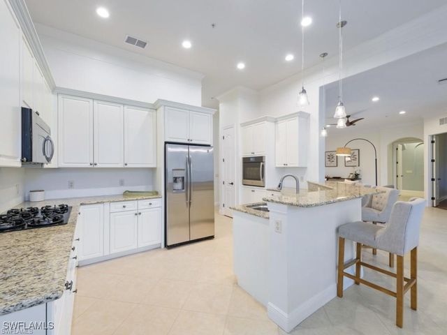 29120 Brendisi WAY 3102, Naples, FL 34110