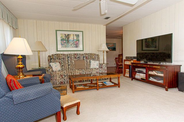 26 HAMILTON LANE, Palm Harbor, FL 34684