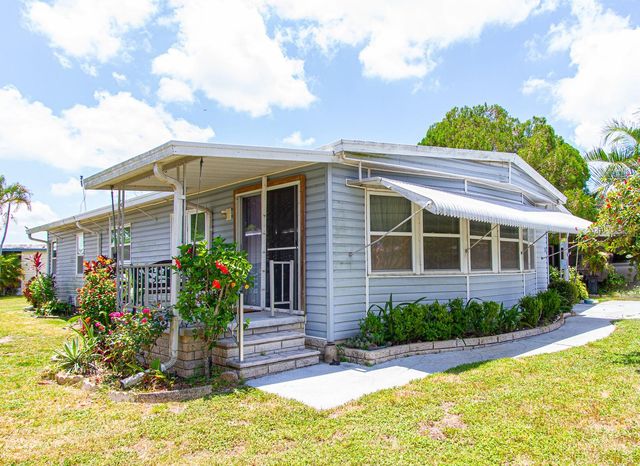 26 HAMILTON LANE, Palm Harbor, FL 34684