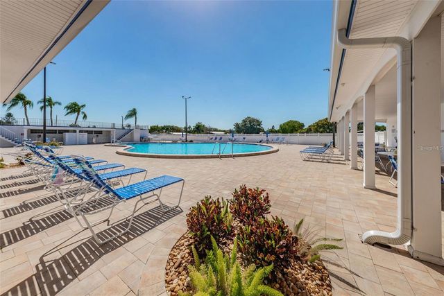 26 HAMILTON LANE, Palm Harbor, FL 34684