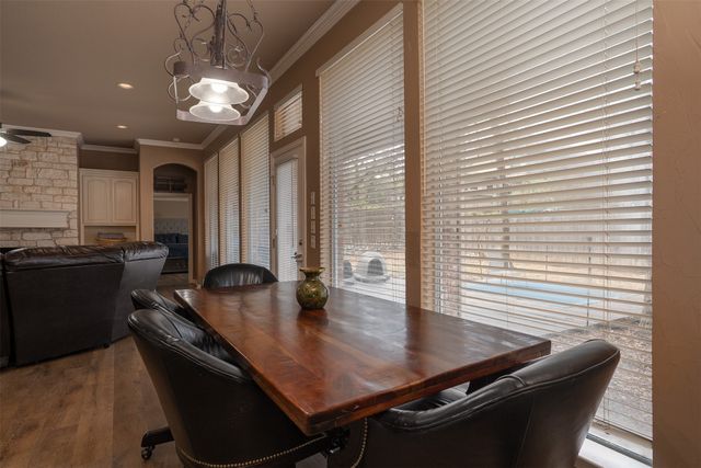 728 Lake View Drive, Crowley, TX 76036