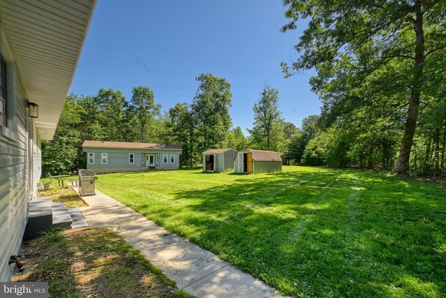 1062 PENDLETON RD, Mineral, VA 23117
