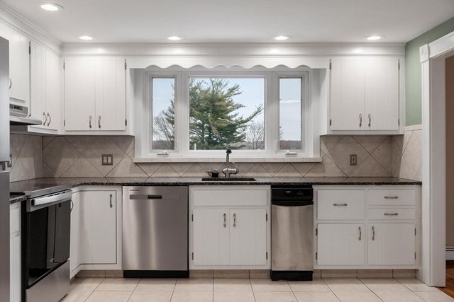 5 Rockingham St, Lynn, MA 01902